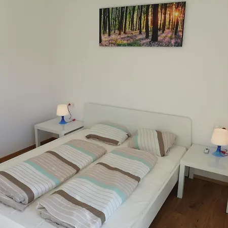 Apartment Luxury City Airport *